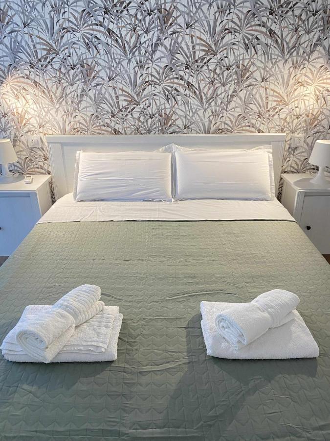 Apartamento Bajo Con Piscina Macarella Cala'N Blanes  Exteriör bild